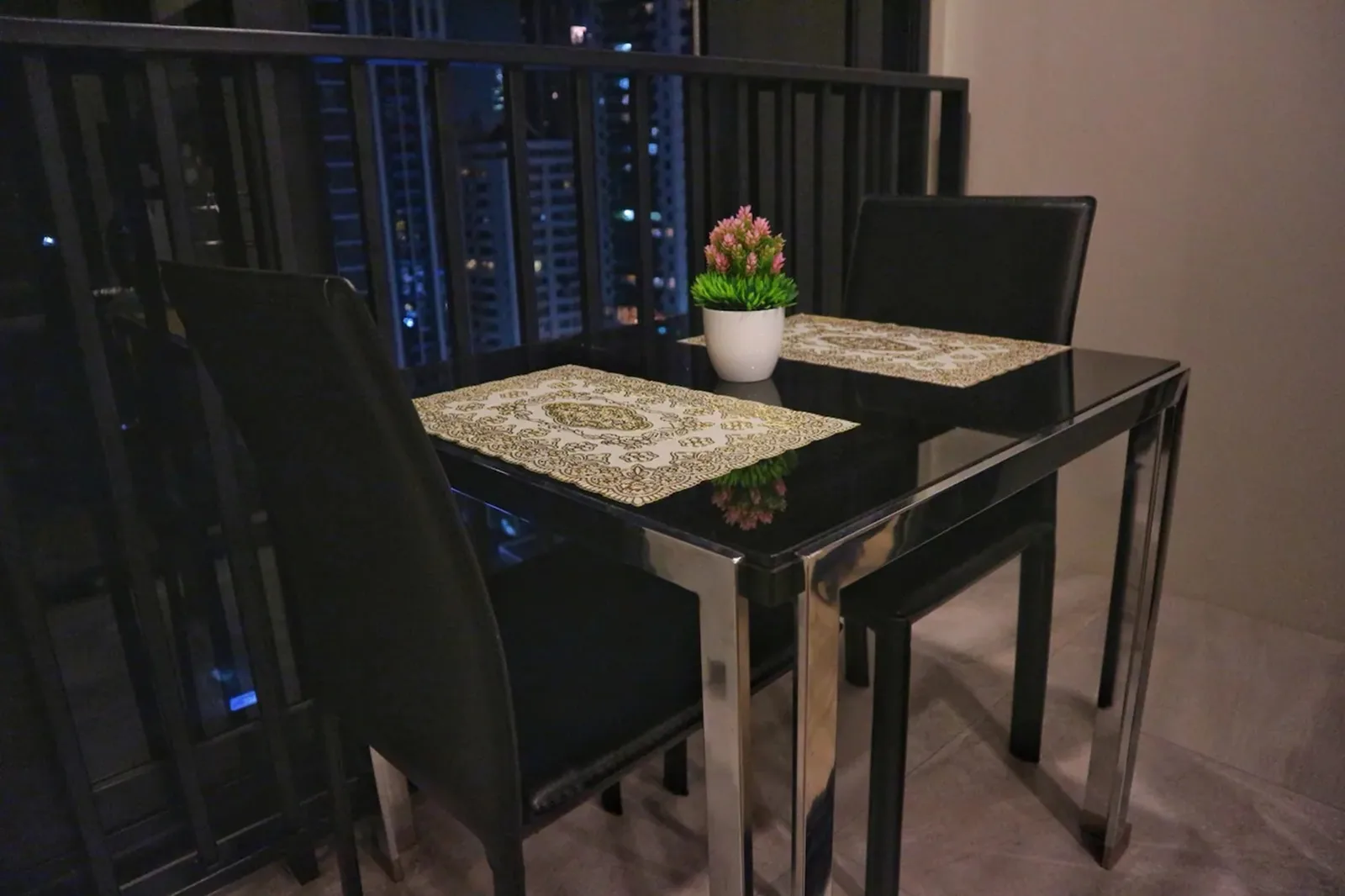 Ashton Asoke — photo 7