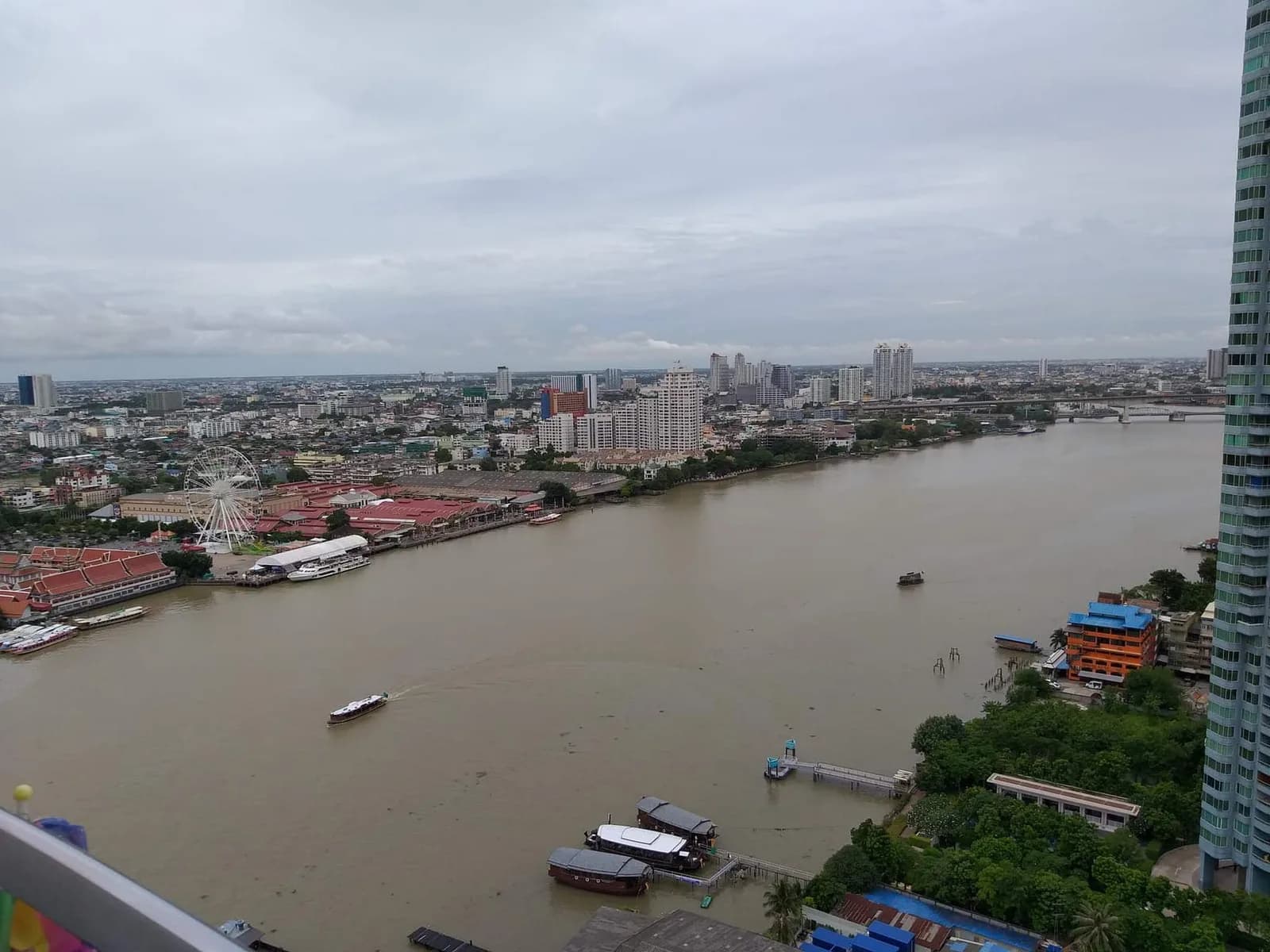 Supalai River Place — photo 10