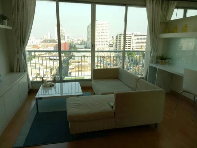 Life @ Phahon - Ari — photo 11