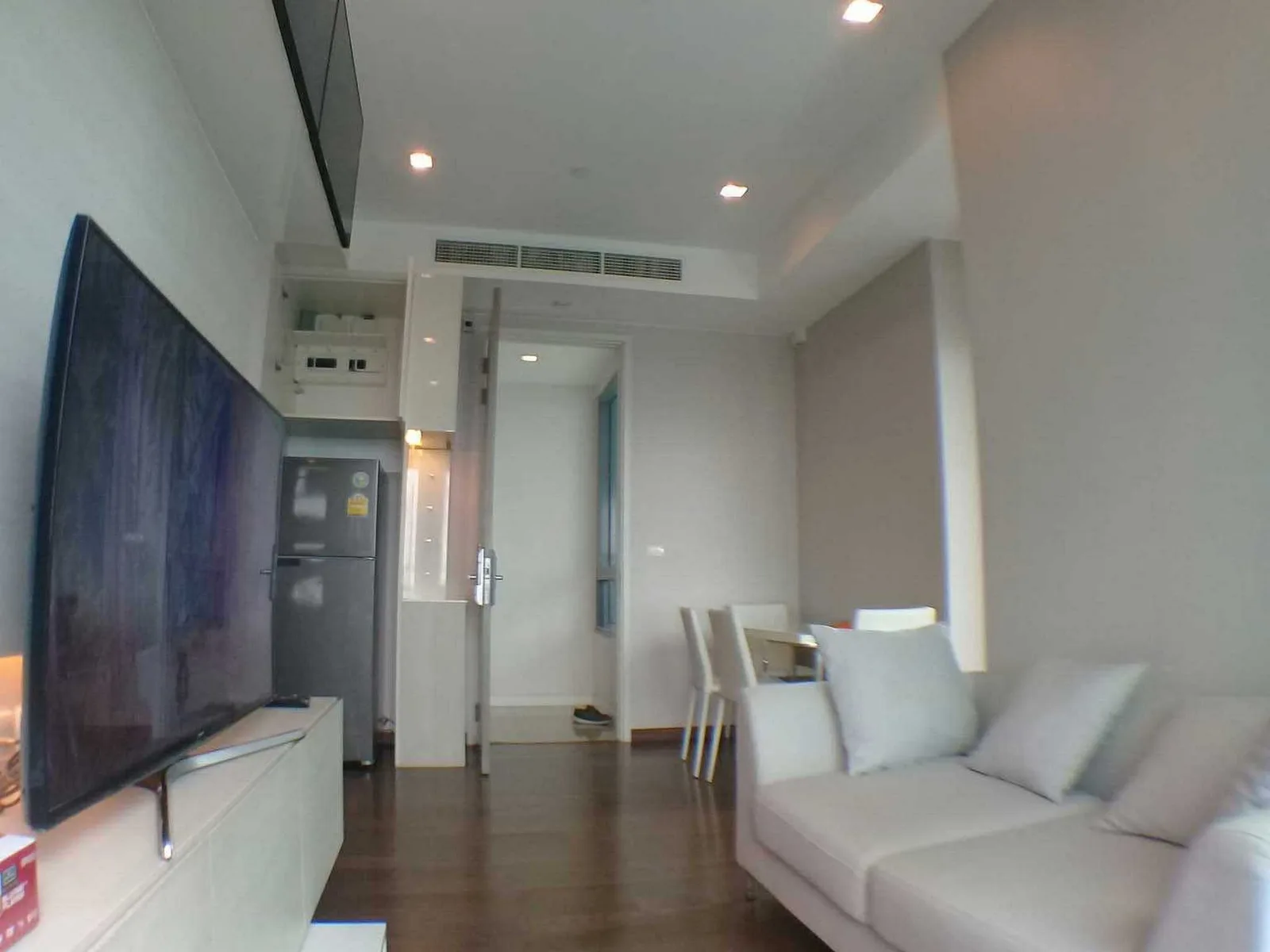 Q Asoke — photo 3