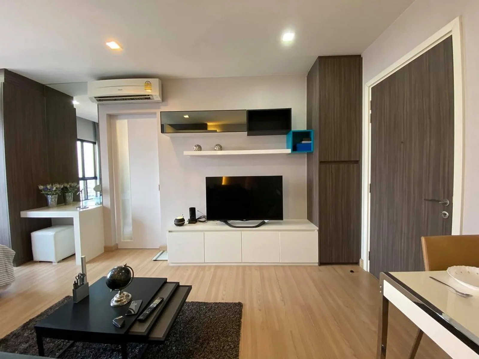Urbano Absolute Sathon - Taksin — photo 2