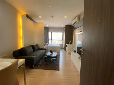 Urbano Absolute Sathon - Taksin