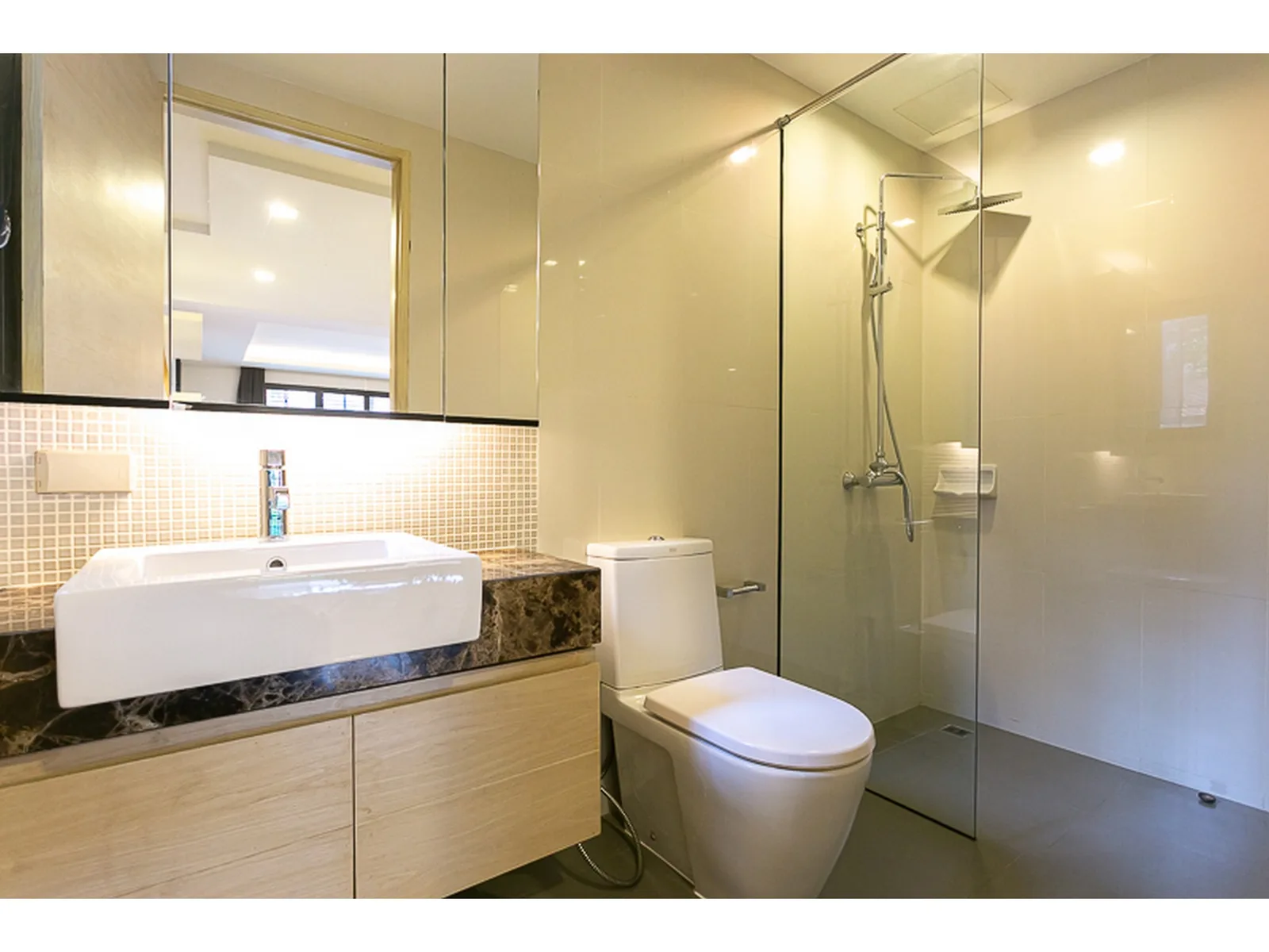 L8 Residence — photo 15