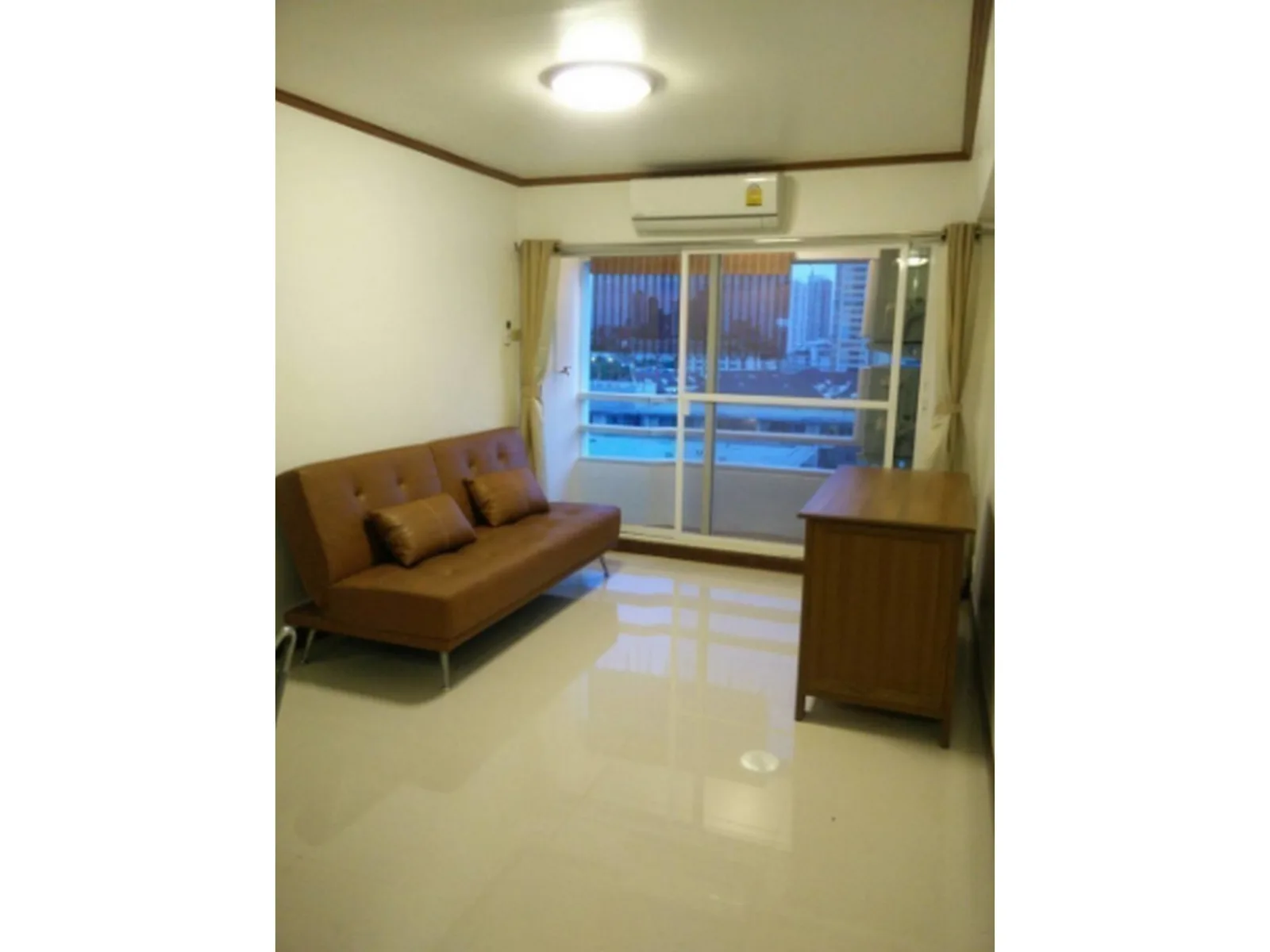Thonglor Tower — photo 1