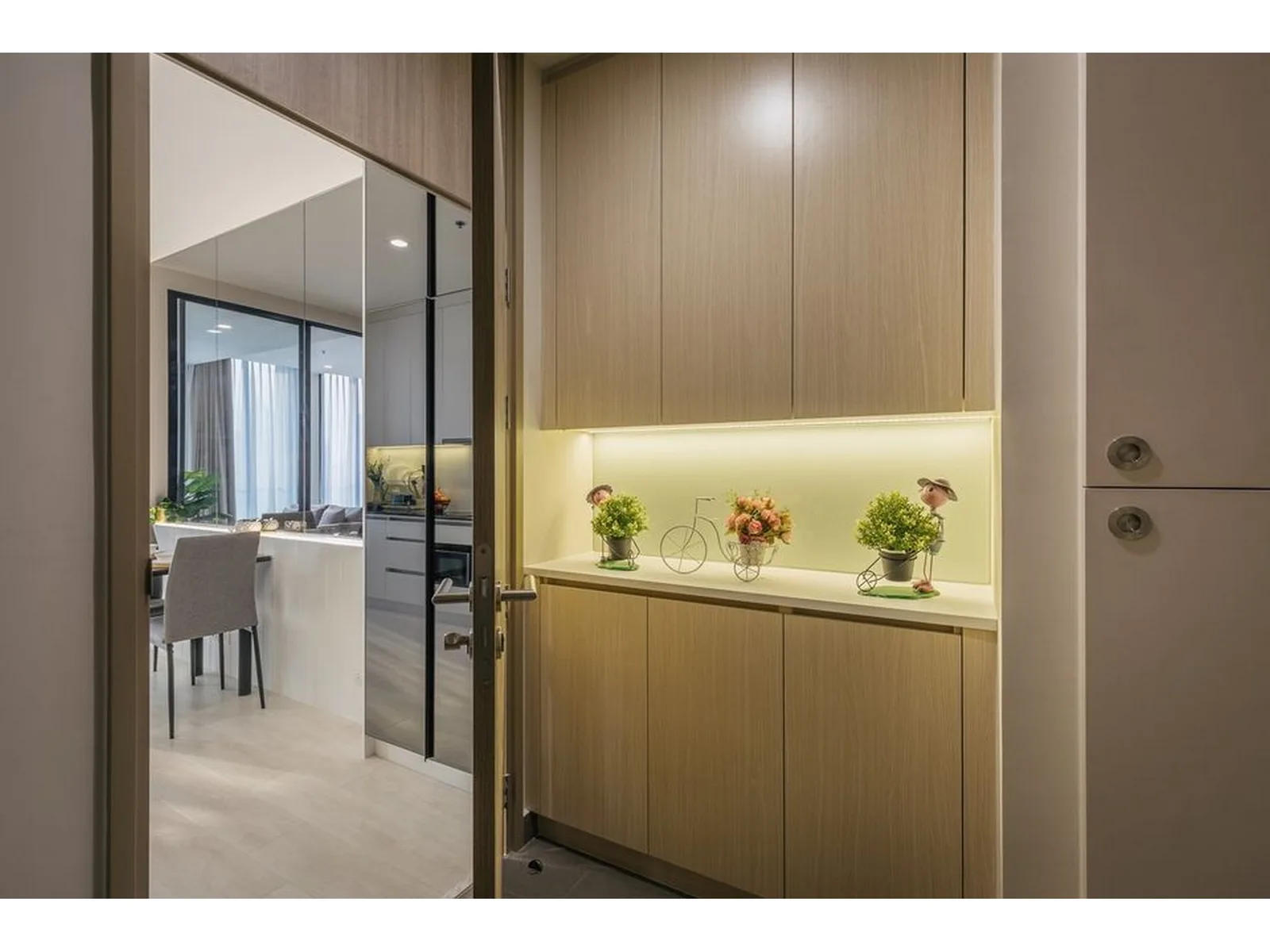 Noble Ploenchit — photo 12