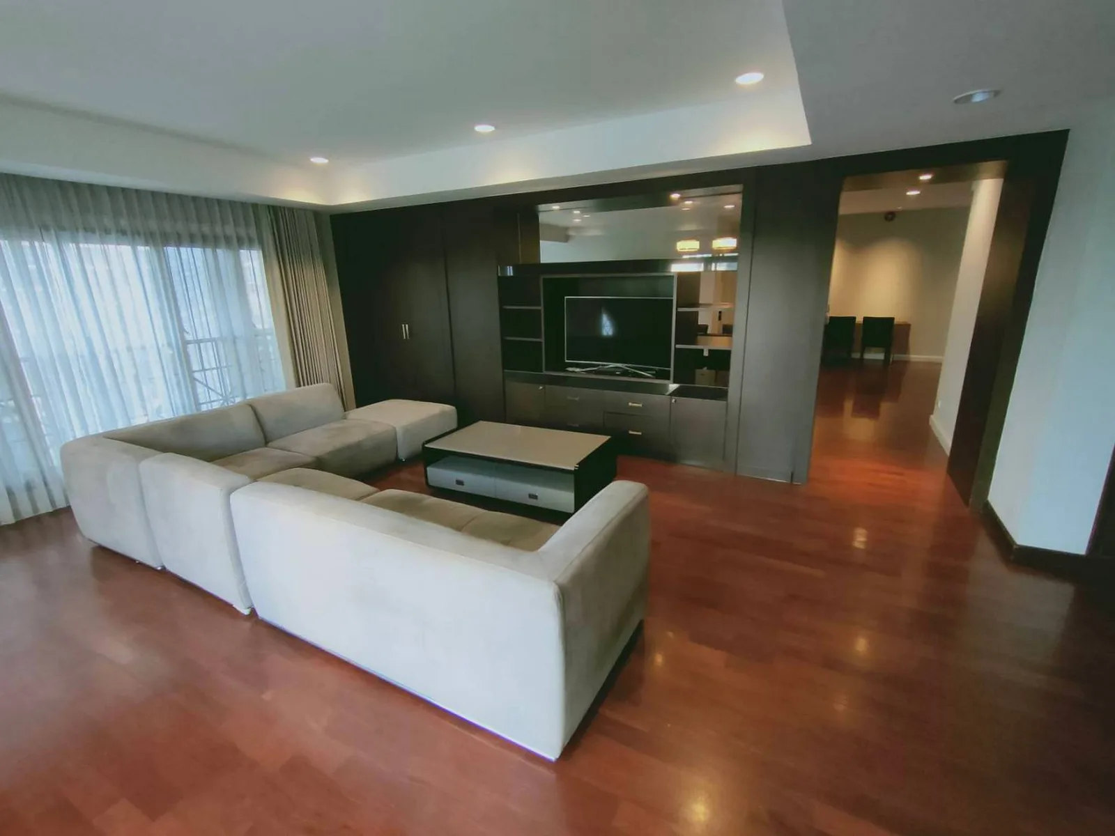 Tonson Court — photo 1
