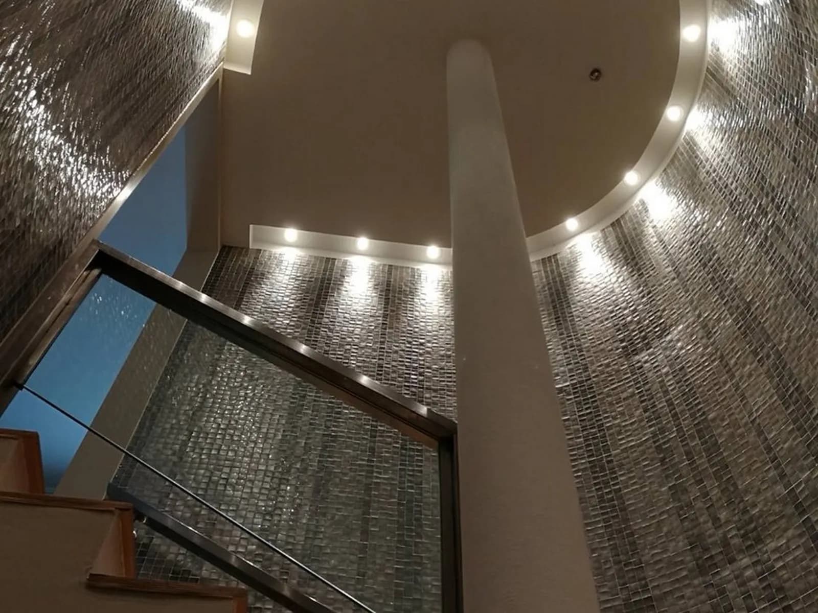 The Emporio Place — photo 11