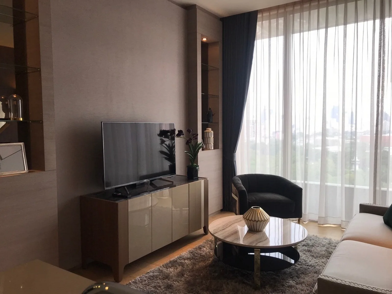 Saladaeng One — photo 2