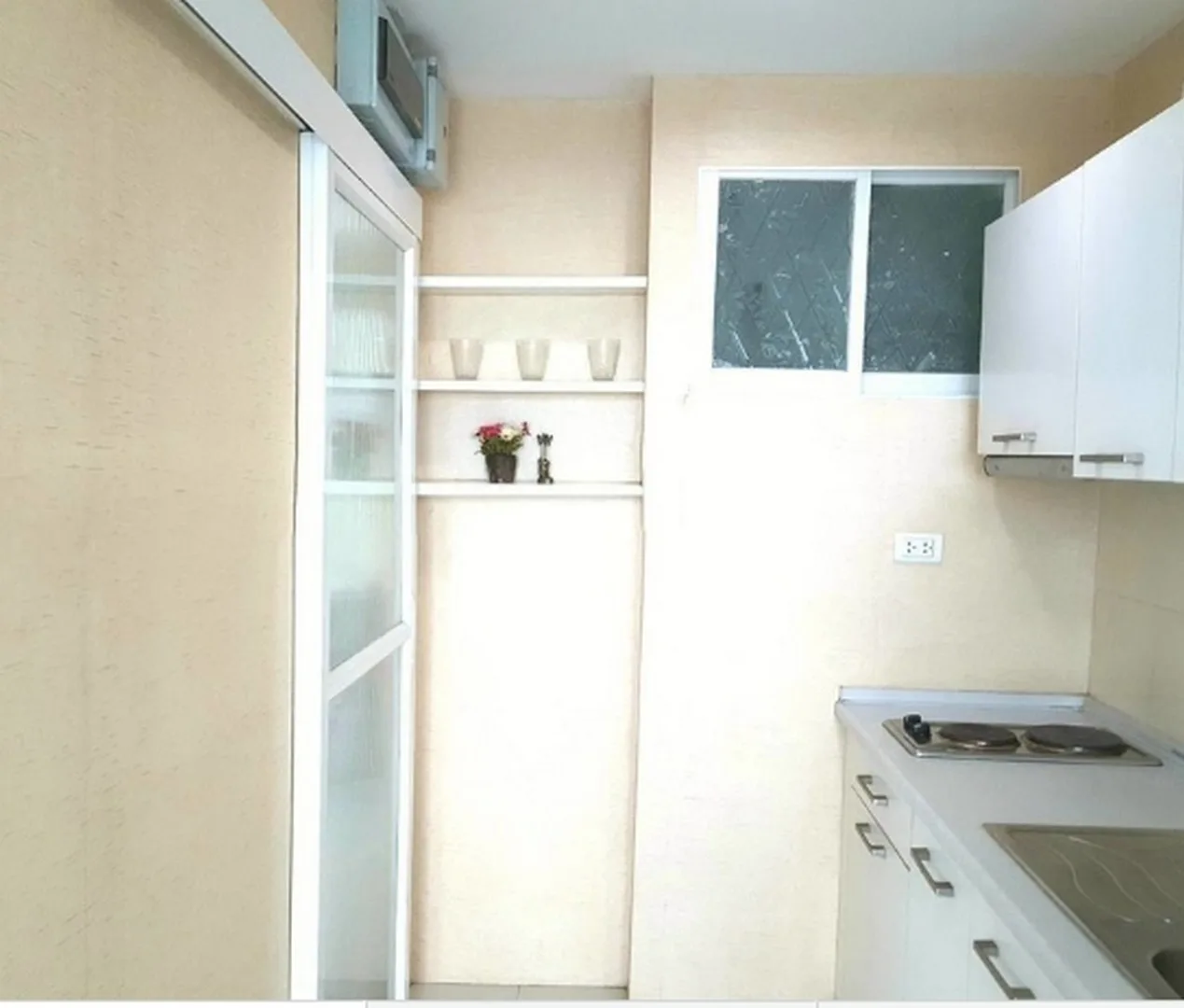 Life @ Sathorn 10 — photo 5