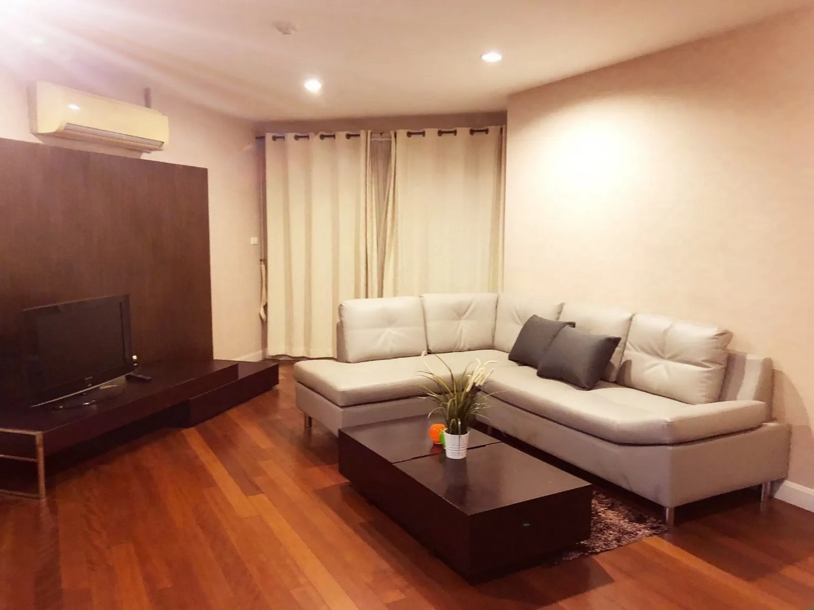 Belle Park Residence — photo 1