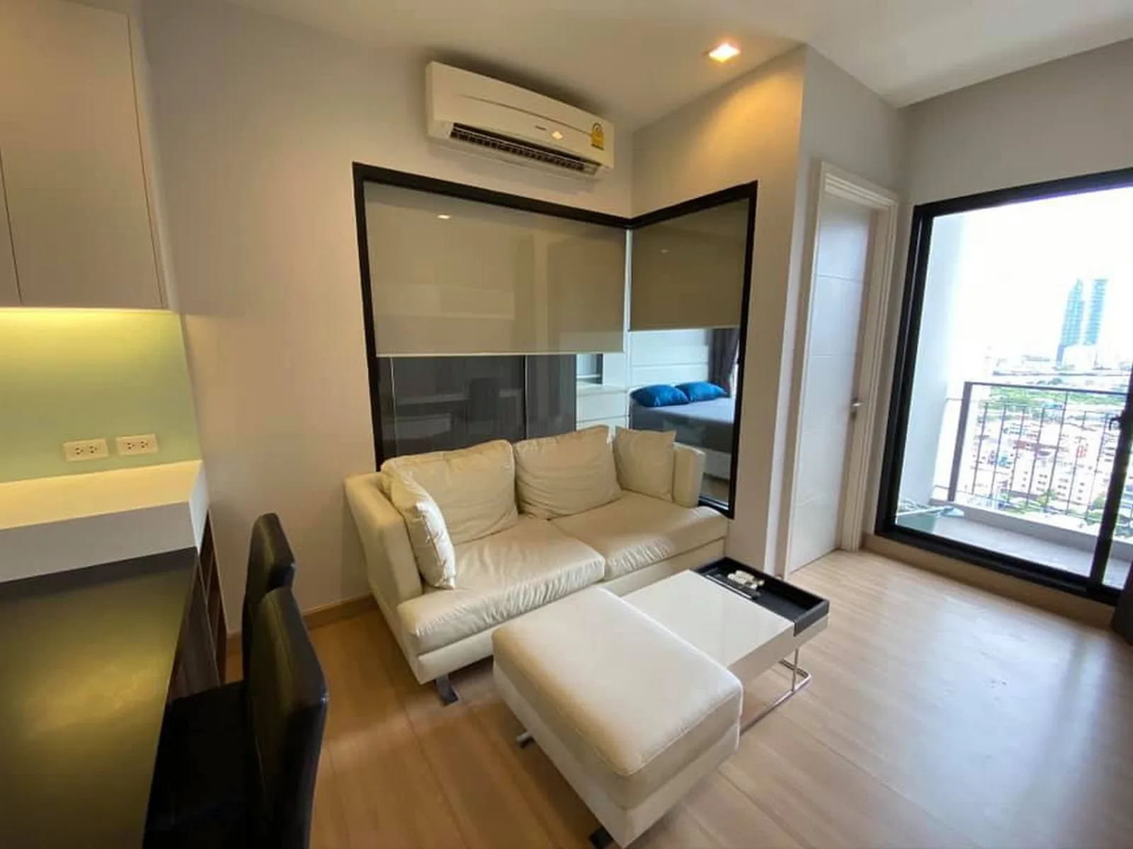 Urbano Absolute Sathon - Taksin — photo 3