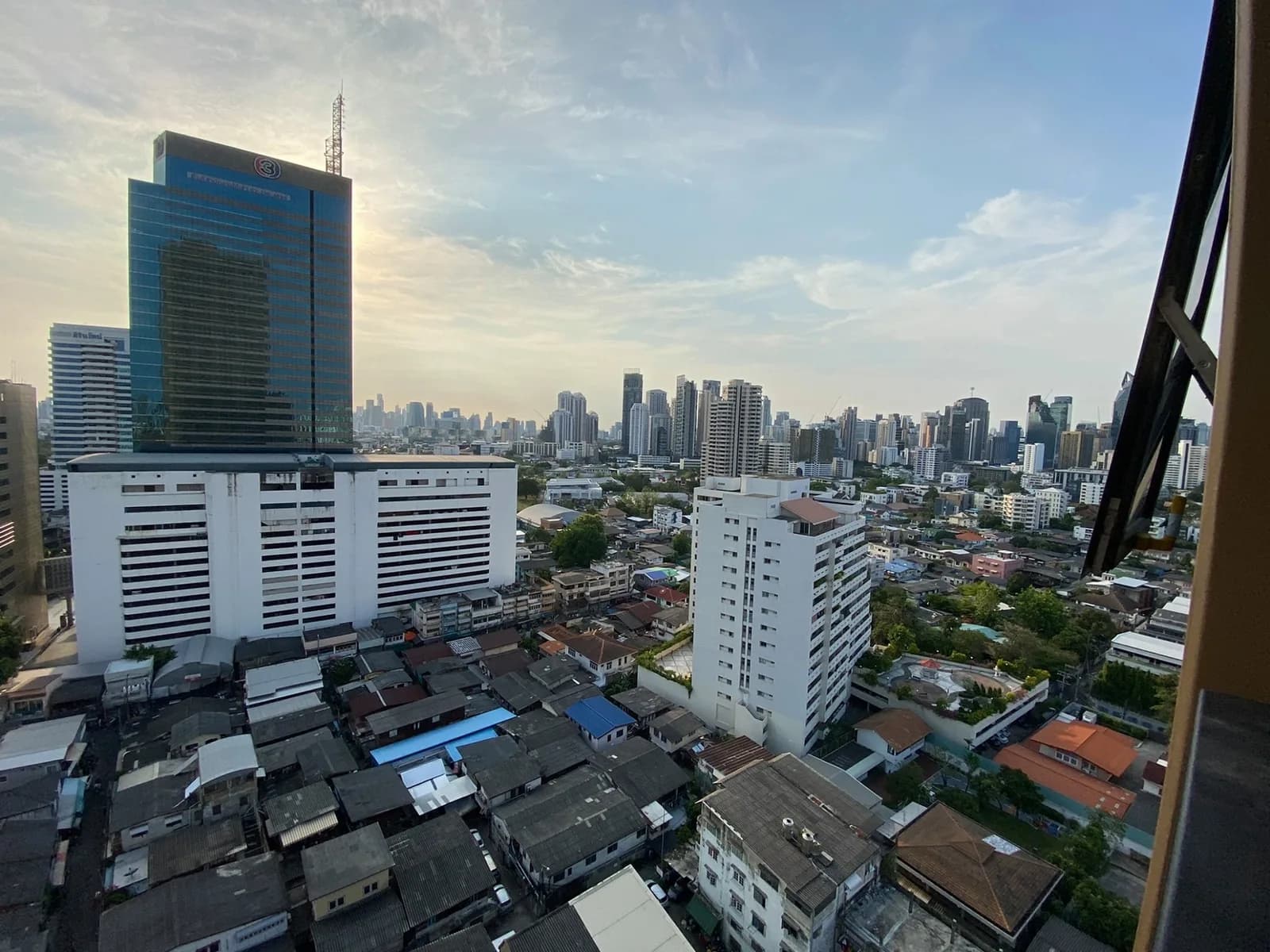 OKA HAUS Sukhumvit 36 — photo 8