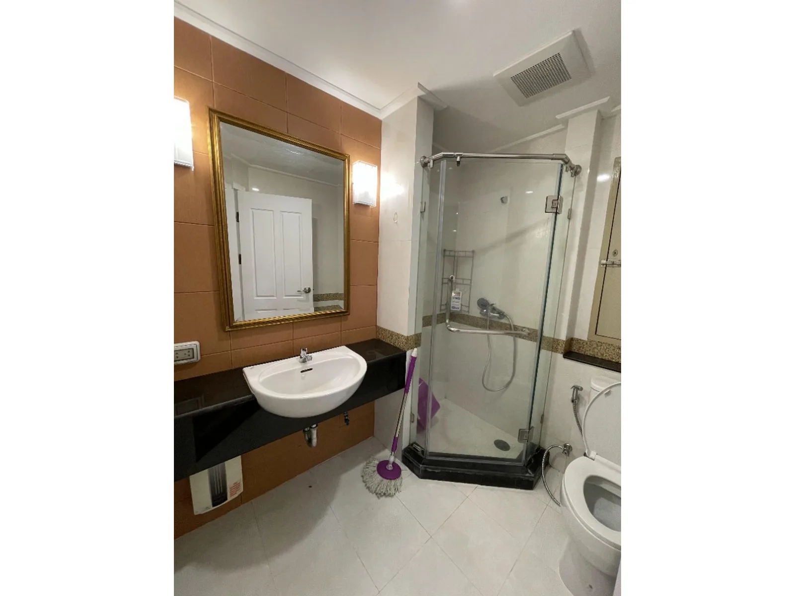 Supalai Oriental Place Sathorn - Suanplu — photo 10