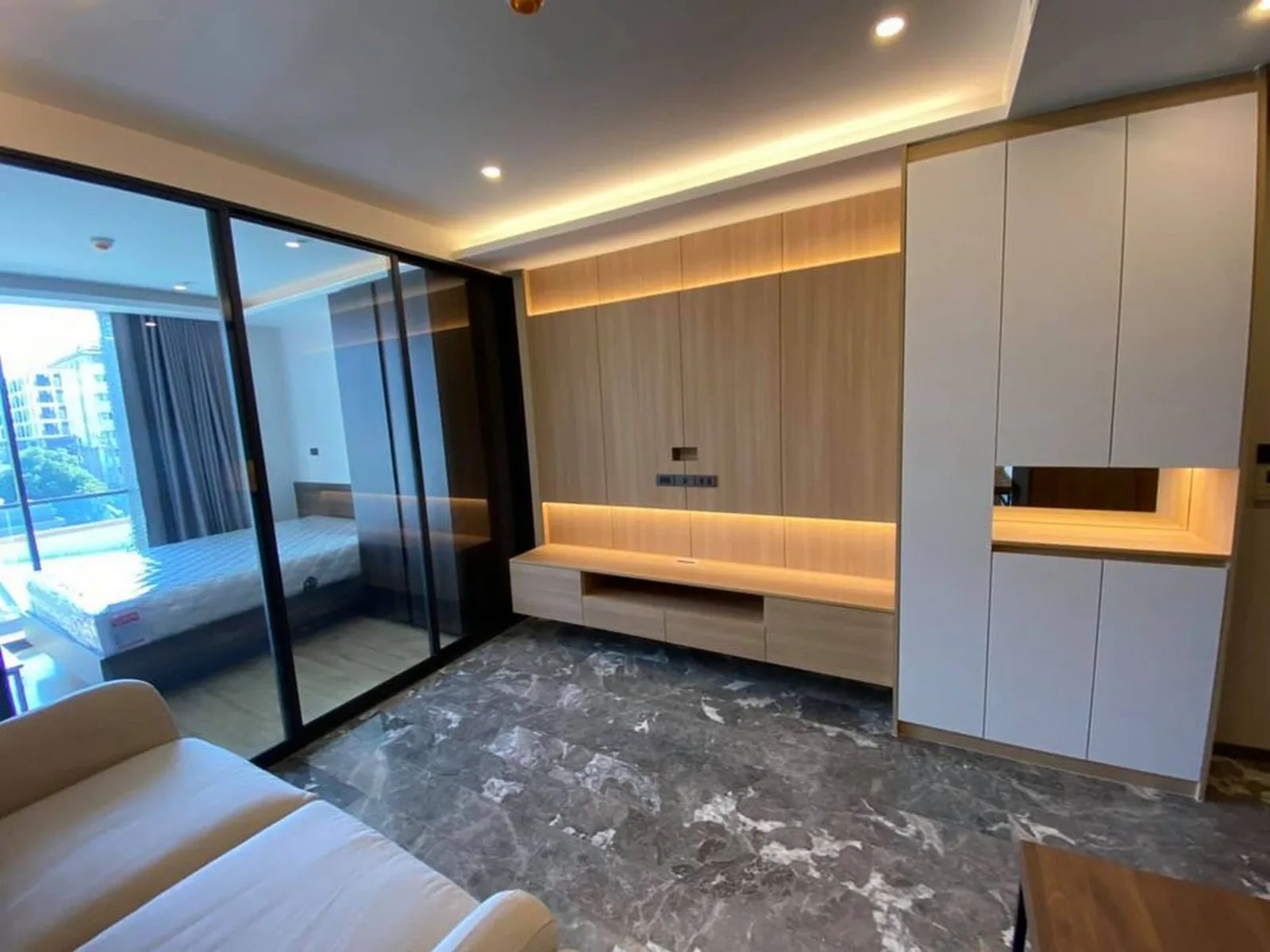 168 Sukhumvit 36 — photo 2