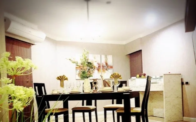 Sathorn Gardens — photo 2