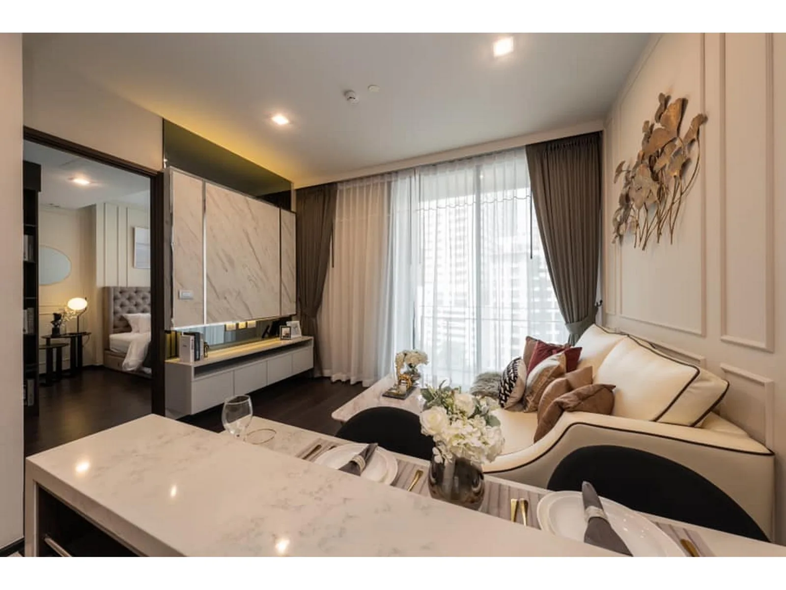 Laviq Sukhumvit 57 — photo 2