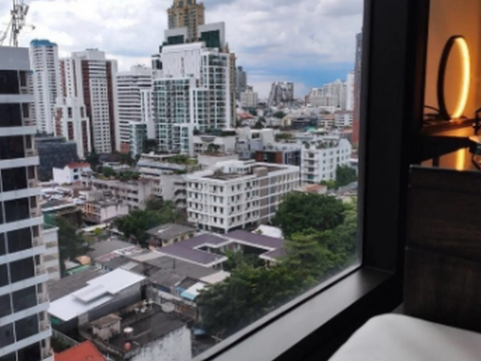 MUNIQ Sukhumvit 23 — photo 4