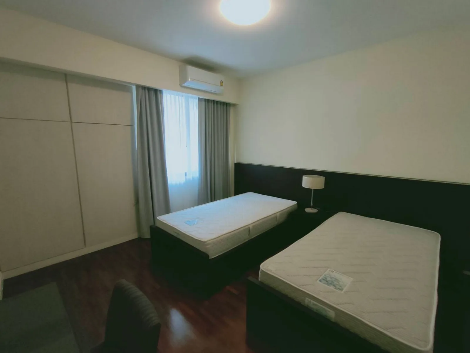Krystal Court — photo 6