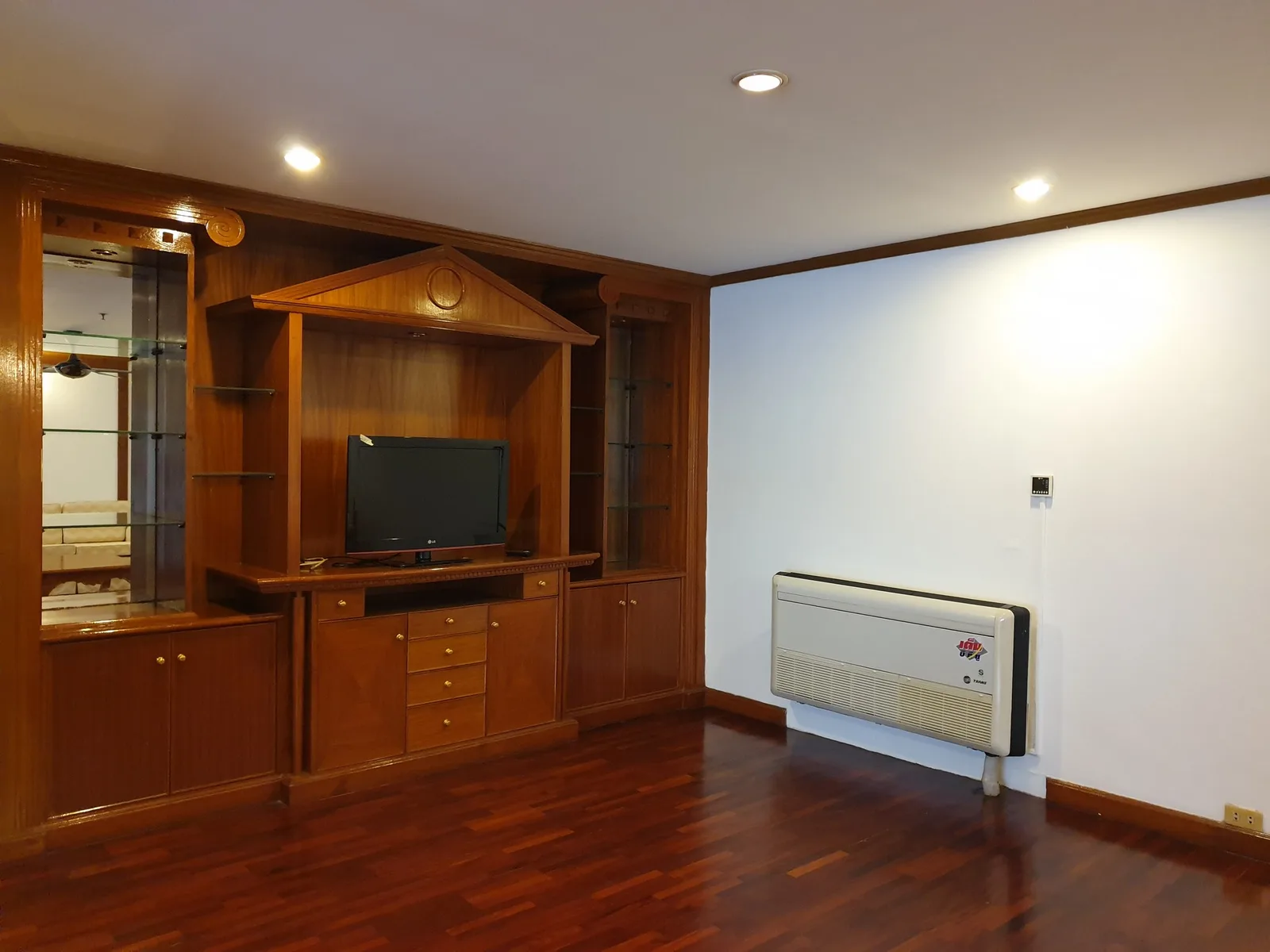 Sethiwan Residence — photo 4