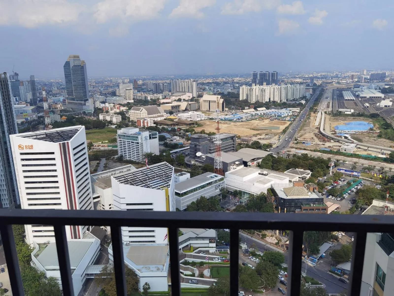 Belle Grand Rama 9 — photo 8