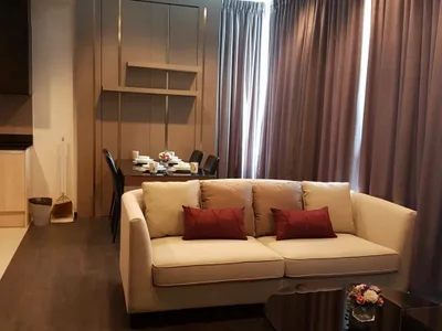 Edge Sukhumvit 23