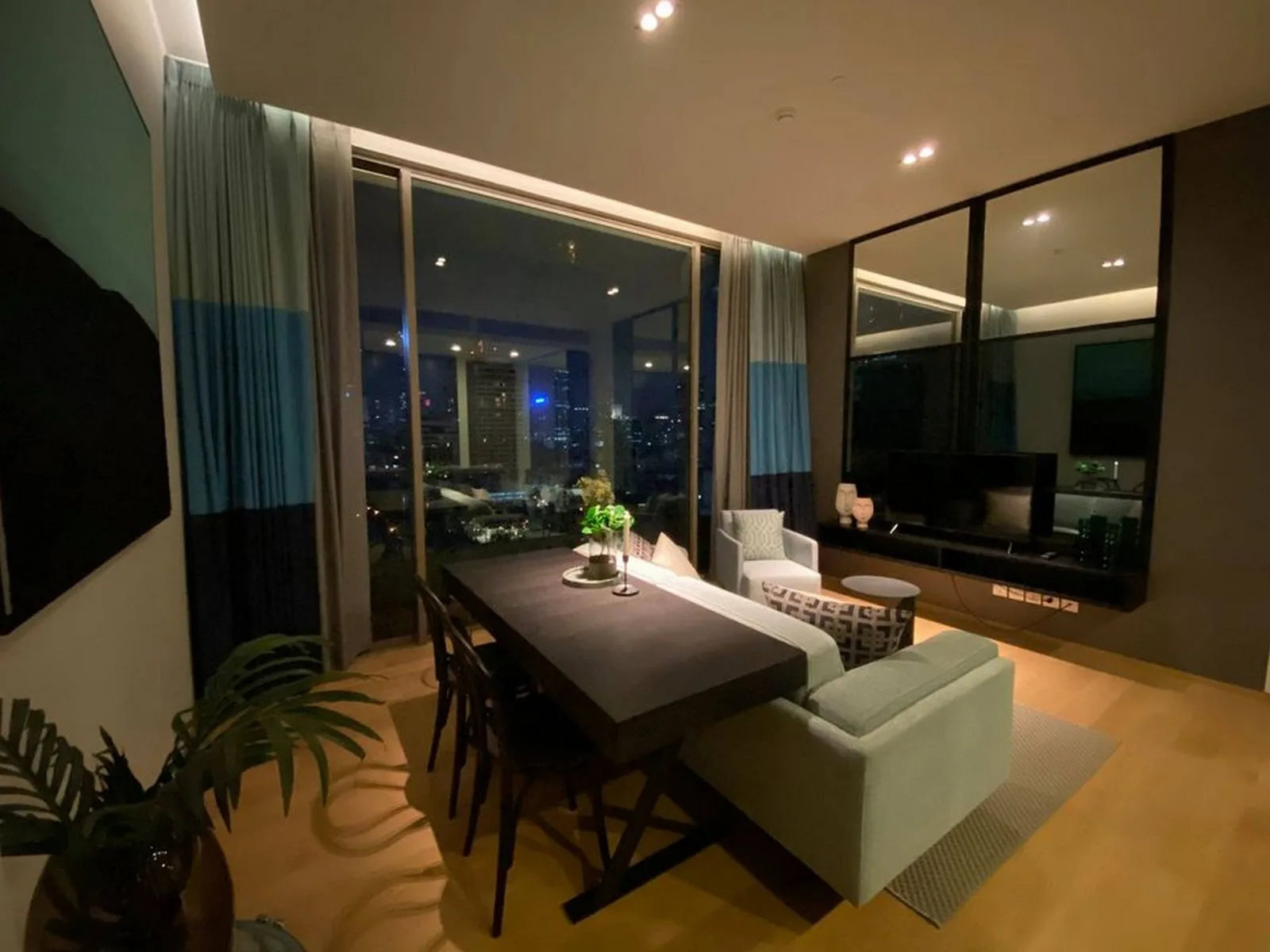 Saladaeng One — photo 5