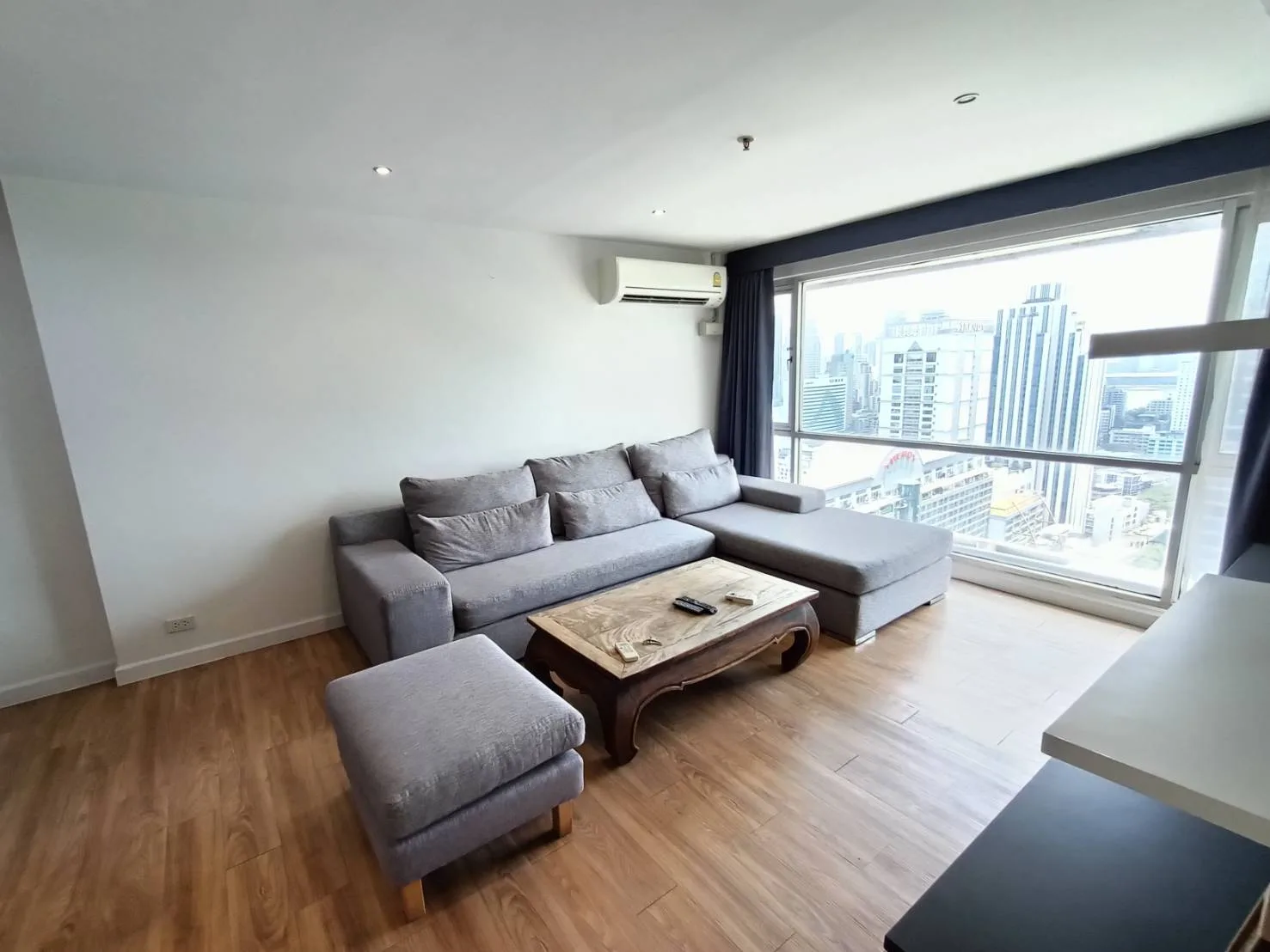 Sukhumvit Suite — photo 1
