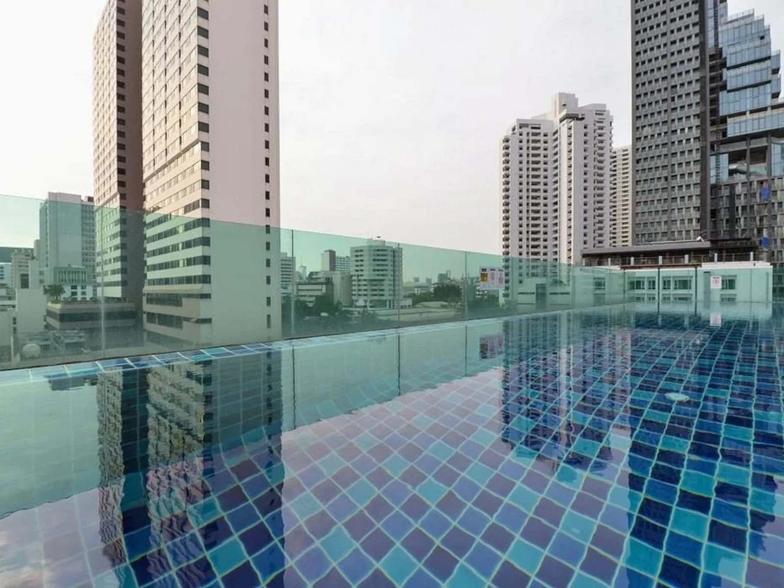 Avatar residence bangkok — photo 4