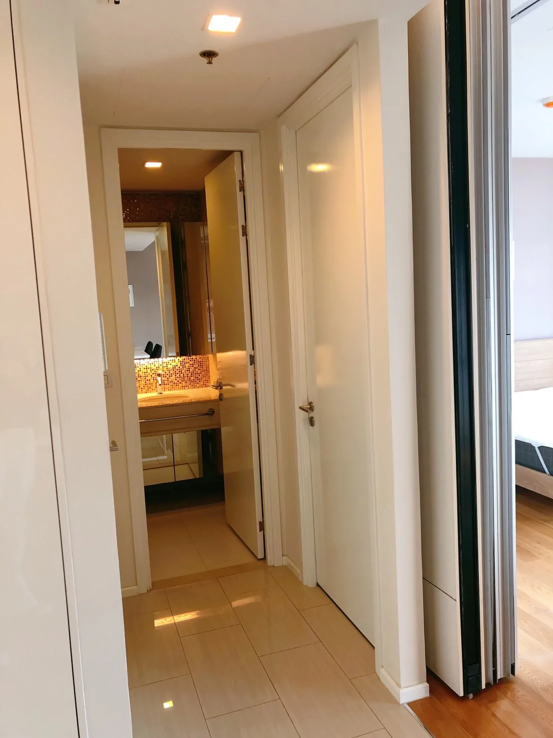 Circle Living Prototype — photo 8