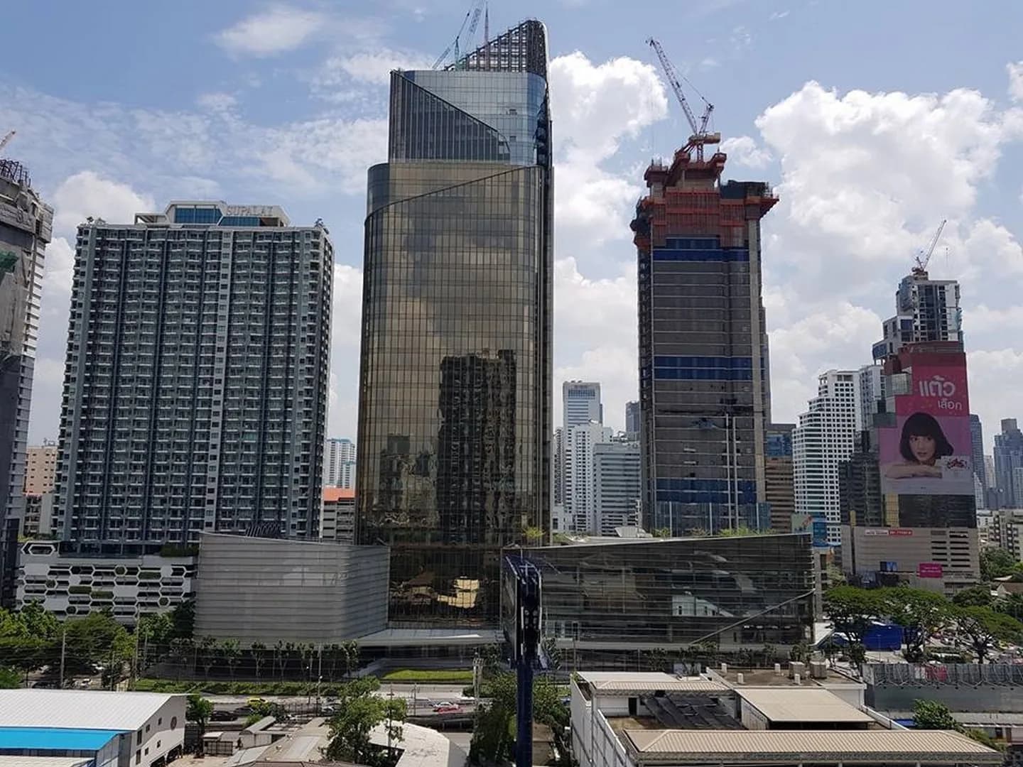 Life Asoke — photo 9