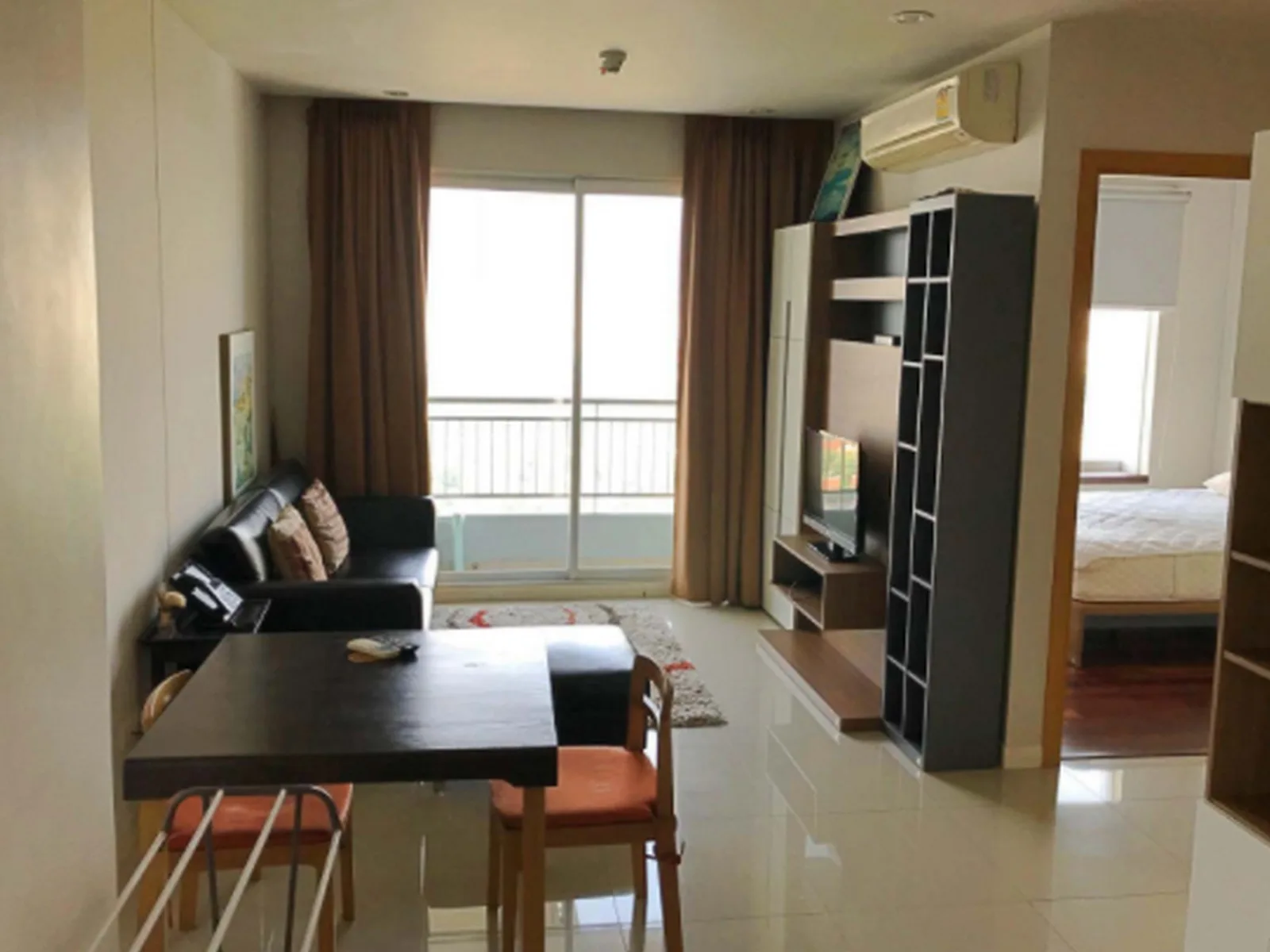 Circle Condominium — photo 1