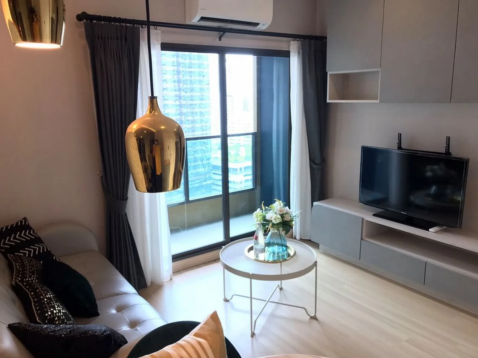 Lumpini Suite Phetchaburi - Makkasan — photo 3