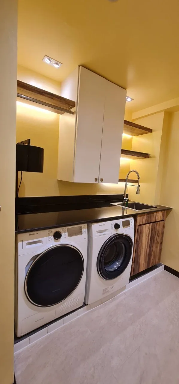 Penthouse Condominium — photo 9