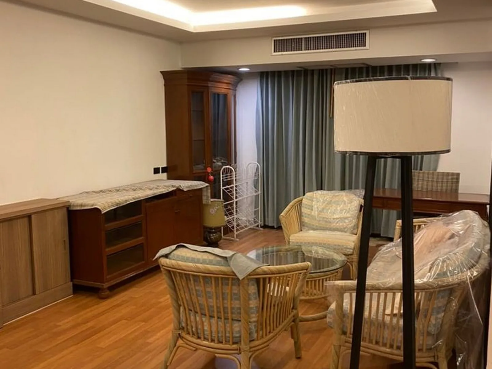 Varasupha Executive Place Phaholyothin 1 — photo 4