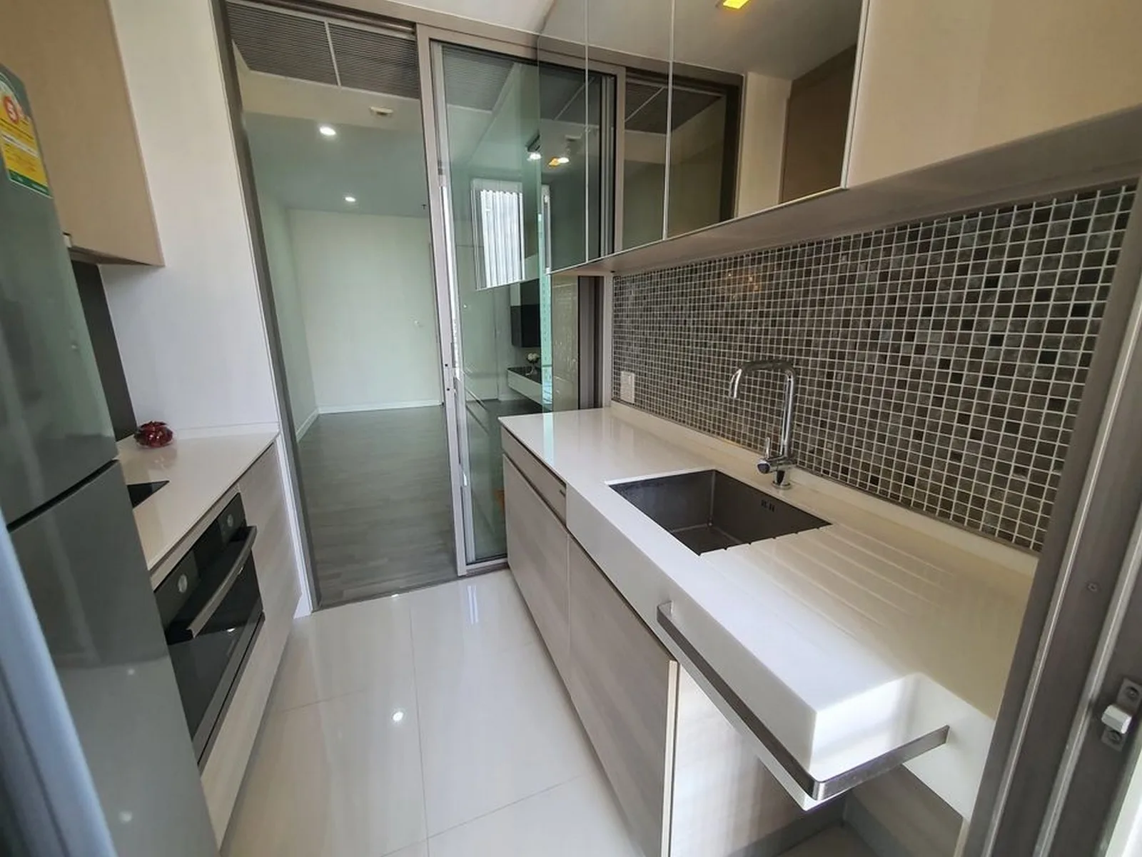 The Room BTS Wongwian Yai — photo 5