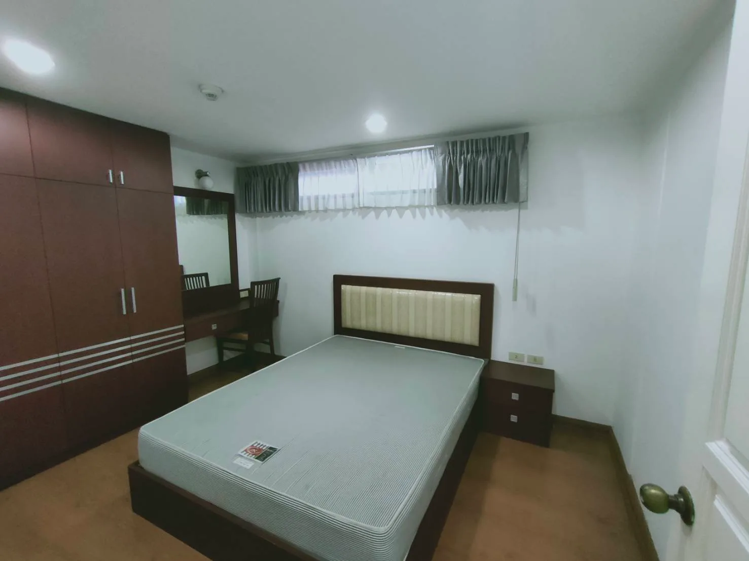 Supalai Place — photo 3