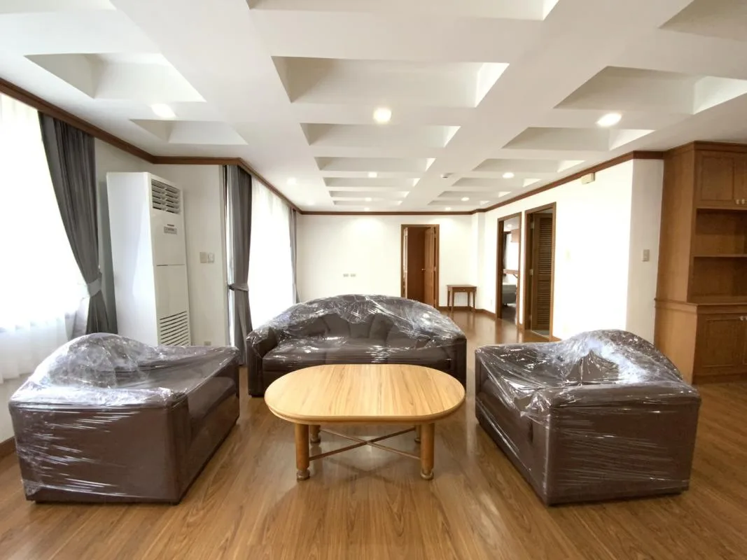 Acadamia Grand Tower — photo 1