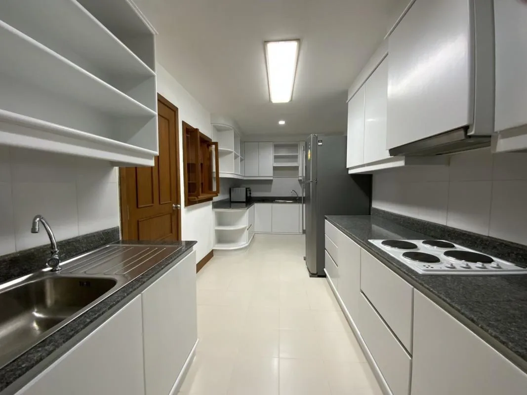 Acadamia Grand Tower — photo 3