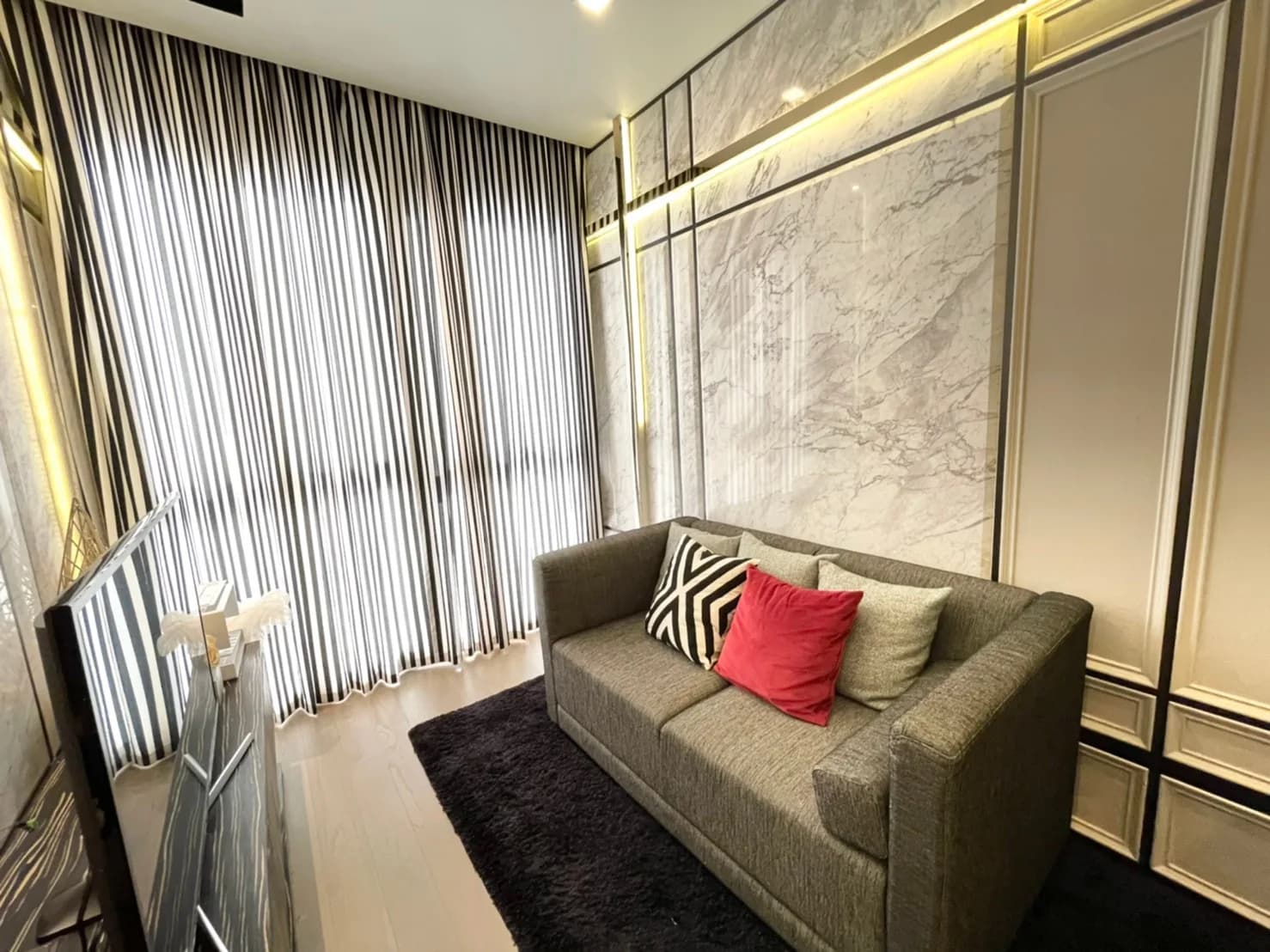 Ashton Asoke — photo 3