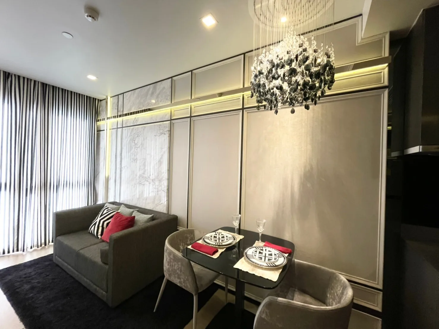Ashton Asoke — photo 4