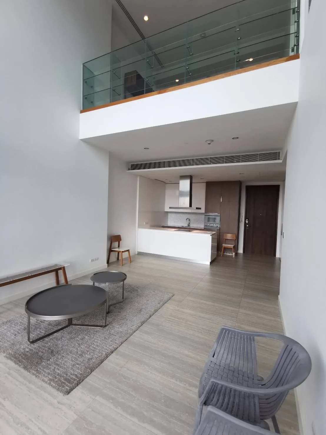 185 Rajadamri — photo 1