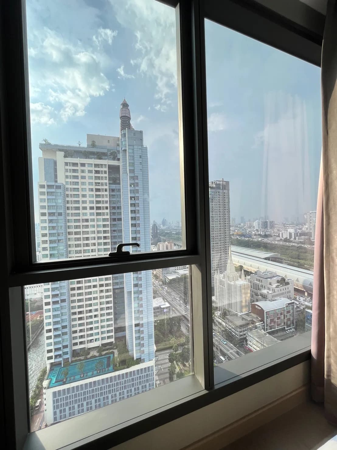 The Esse at Singha Complex — photo 6