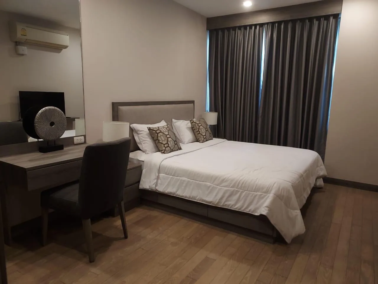 Trapezo Sukhumvit 16 — photo 4