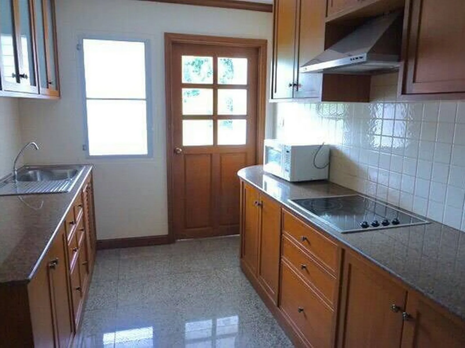 SCC Residence — photo 8