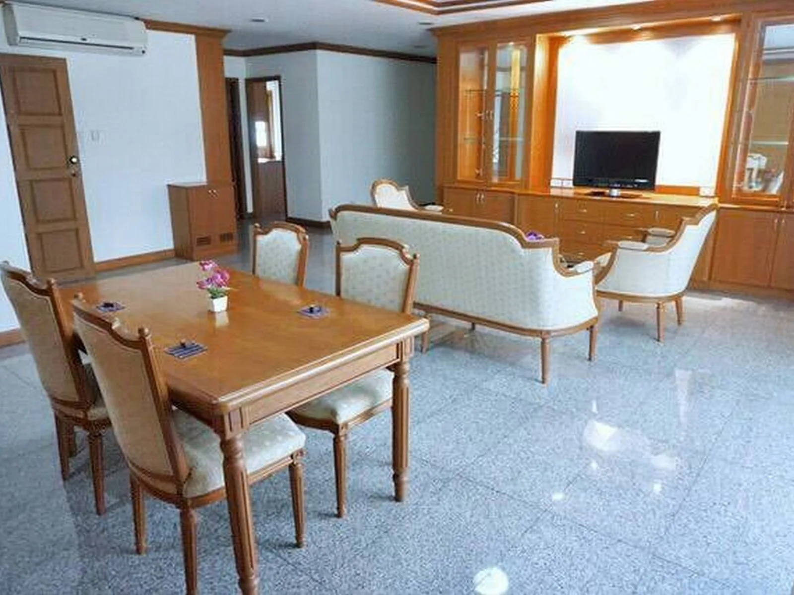 SCC Residence — photo 9
