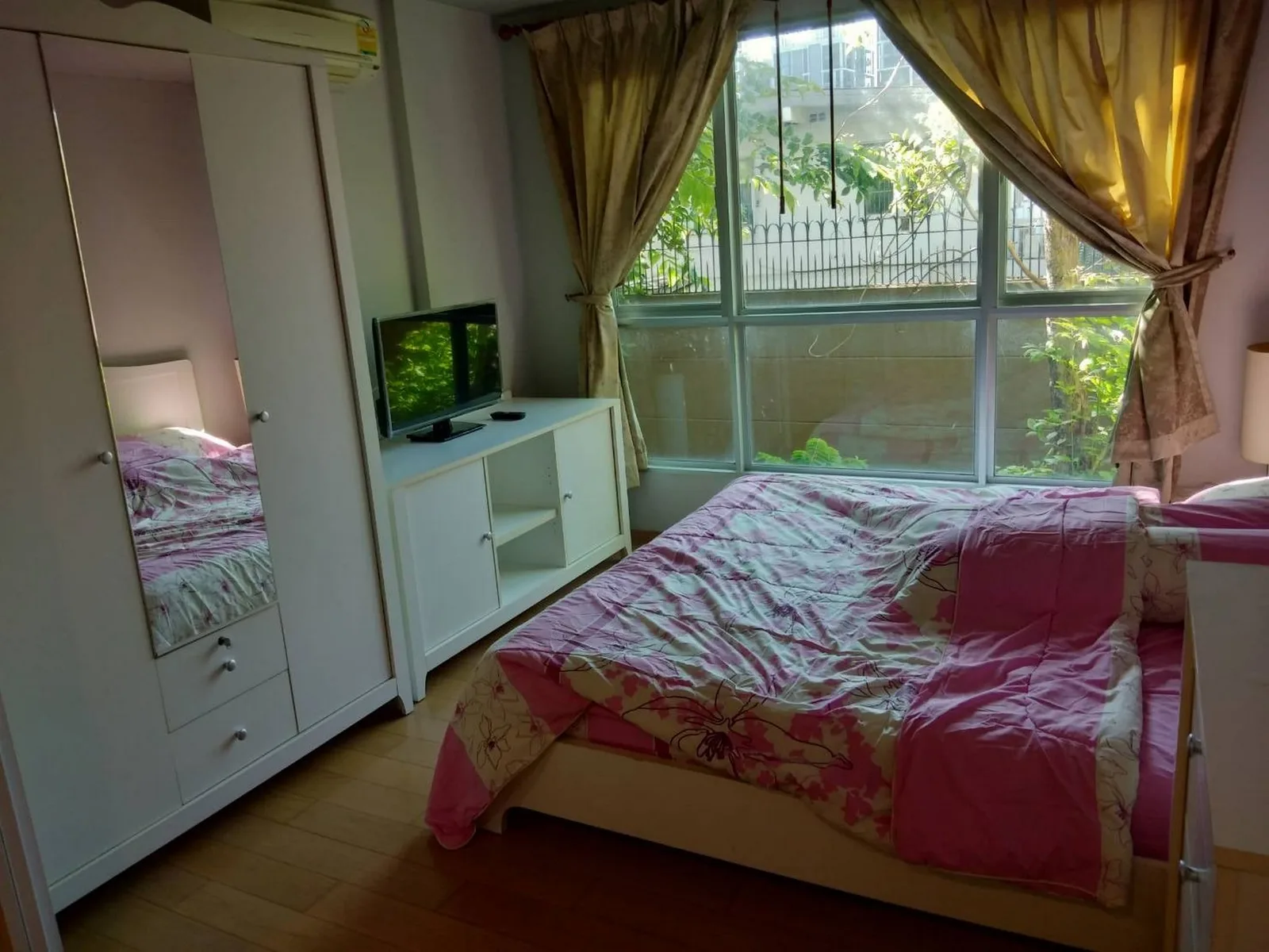 Hive Sukhumvit 65 — photo 2