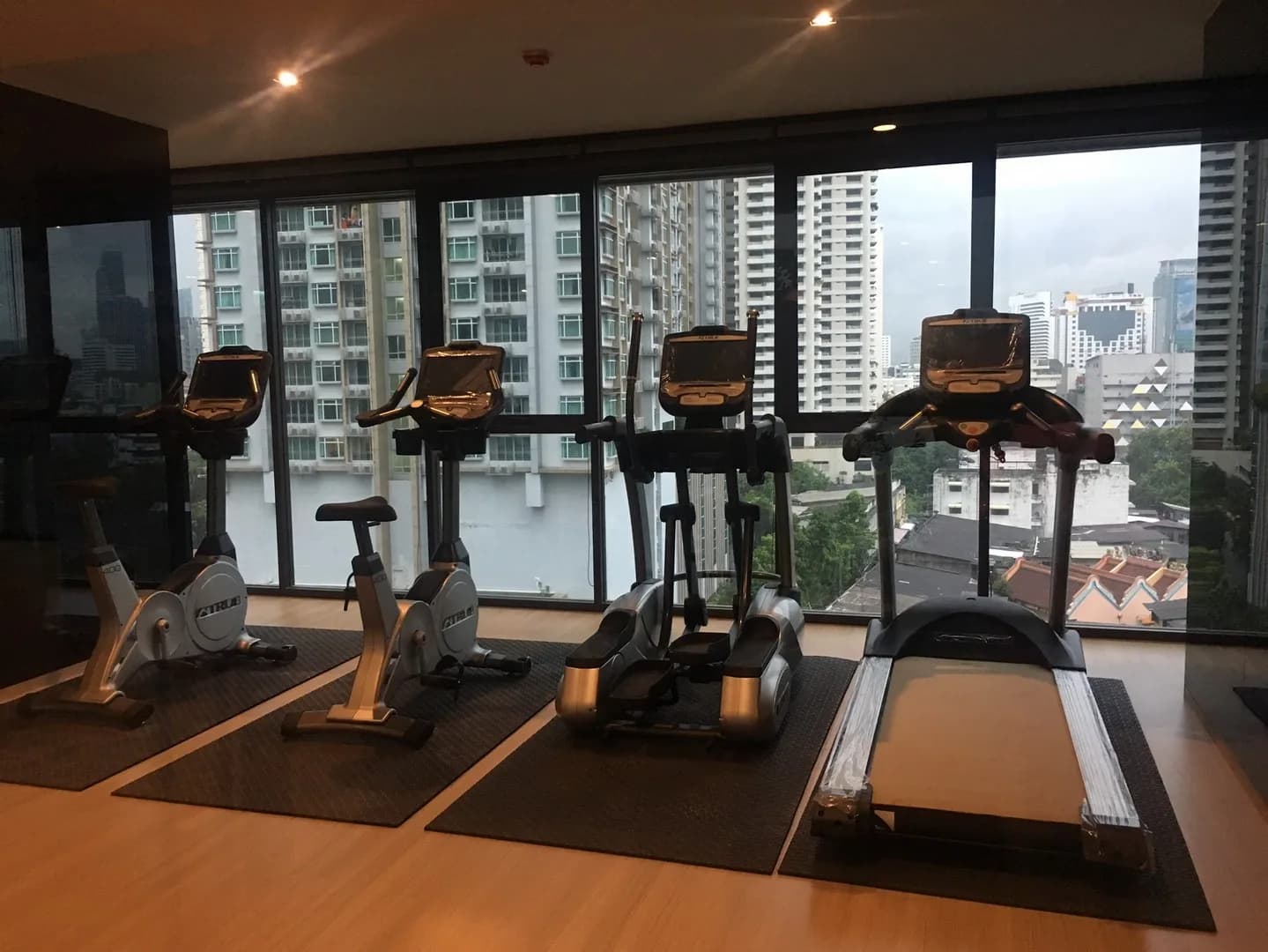 Lumpini Suite Phetchaburi - Makkasan — photo 4