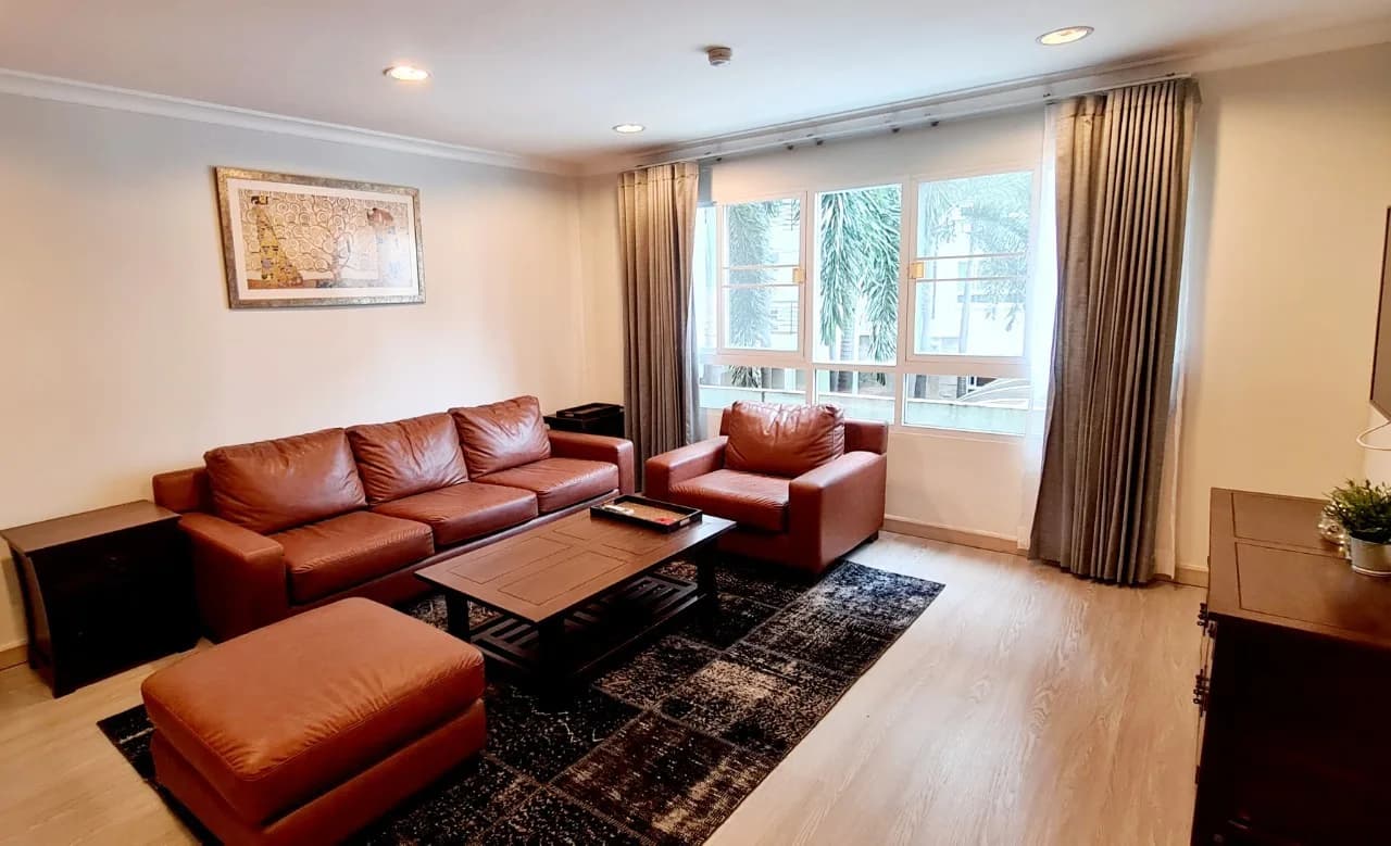 Lumpini Suite Sukhumvit 41 — photo 1