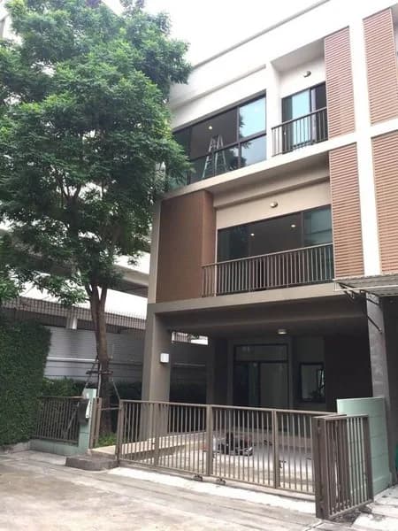 Lumpini Town Residence Bangna-srinakarin — photo 1