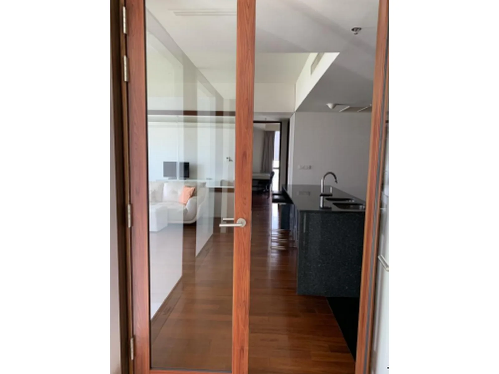 Hansar Rajdamri — photo 2